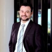 Guilhermo Fragelli